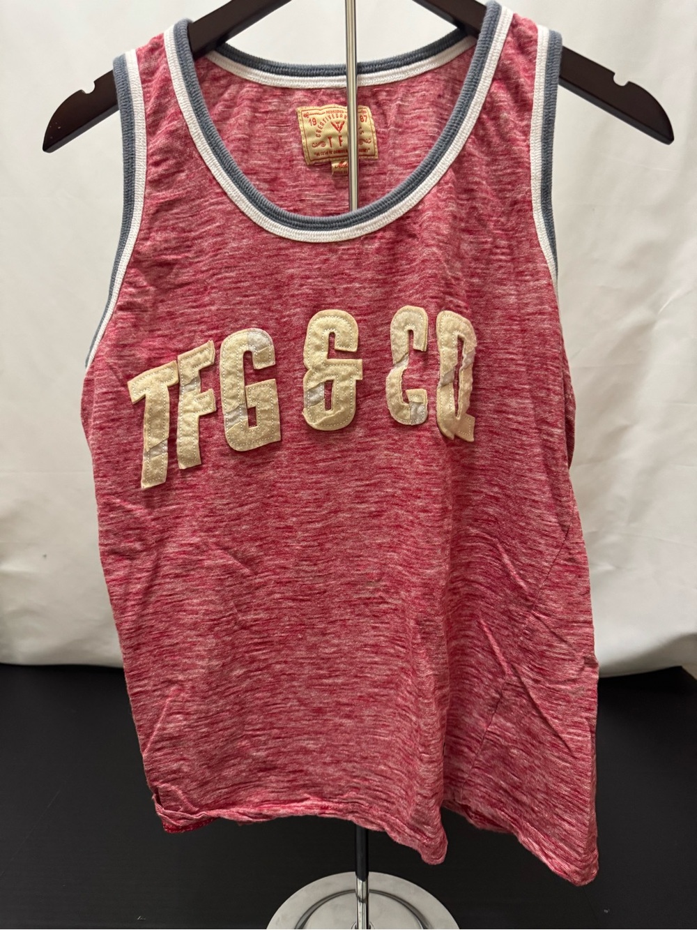 TFG and Co unisex/adult Red Sleeveless Tank with Contrast Trim. Medium
